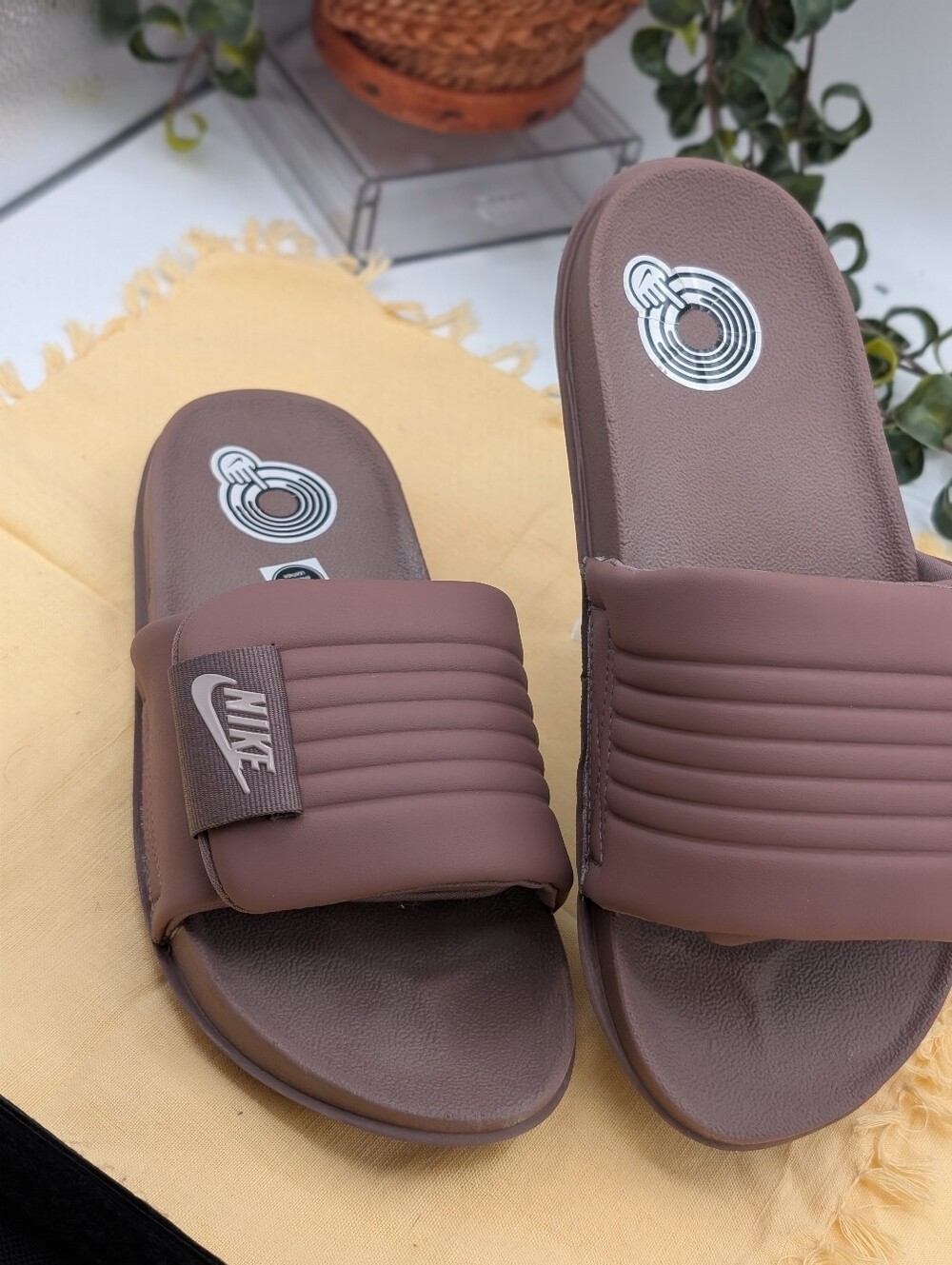 Comfort Recovery Slide Sandals Adjustable Strap Mauve Taupe Nike Offcourt Size 8